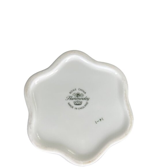 Vgt Hammersley Pedal Shaped Hand-painted Bone China Trinket Box 3”Strawberries - Picture 5 of 12